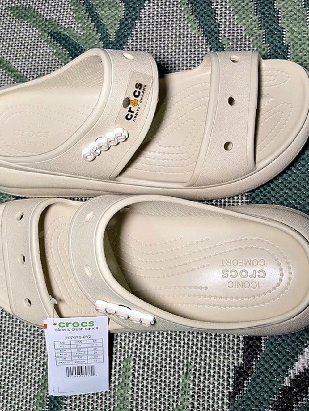 Crocs Classic Crush Sandal Cream Sandals/Slip-on Sz-11M NWT